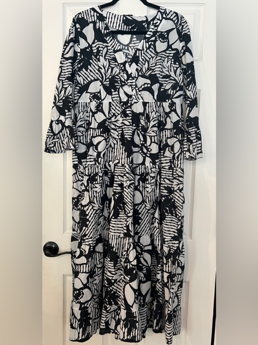 Caliban Black White Floral Maxi Italian Designer Dress Sleeves Euro Size 44 XL